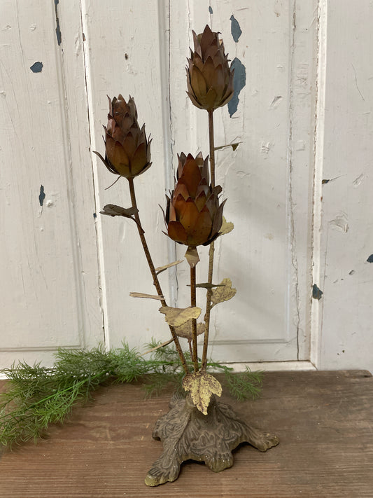 METAL FLOWERS CANDLE HOLDER