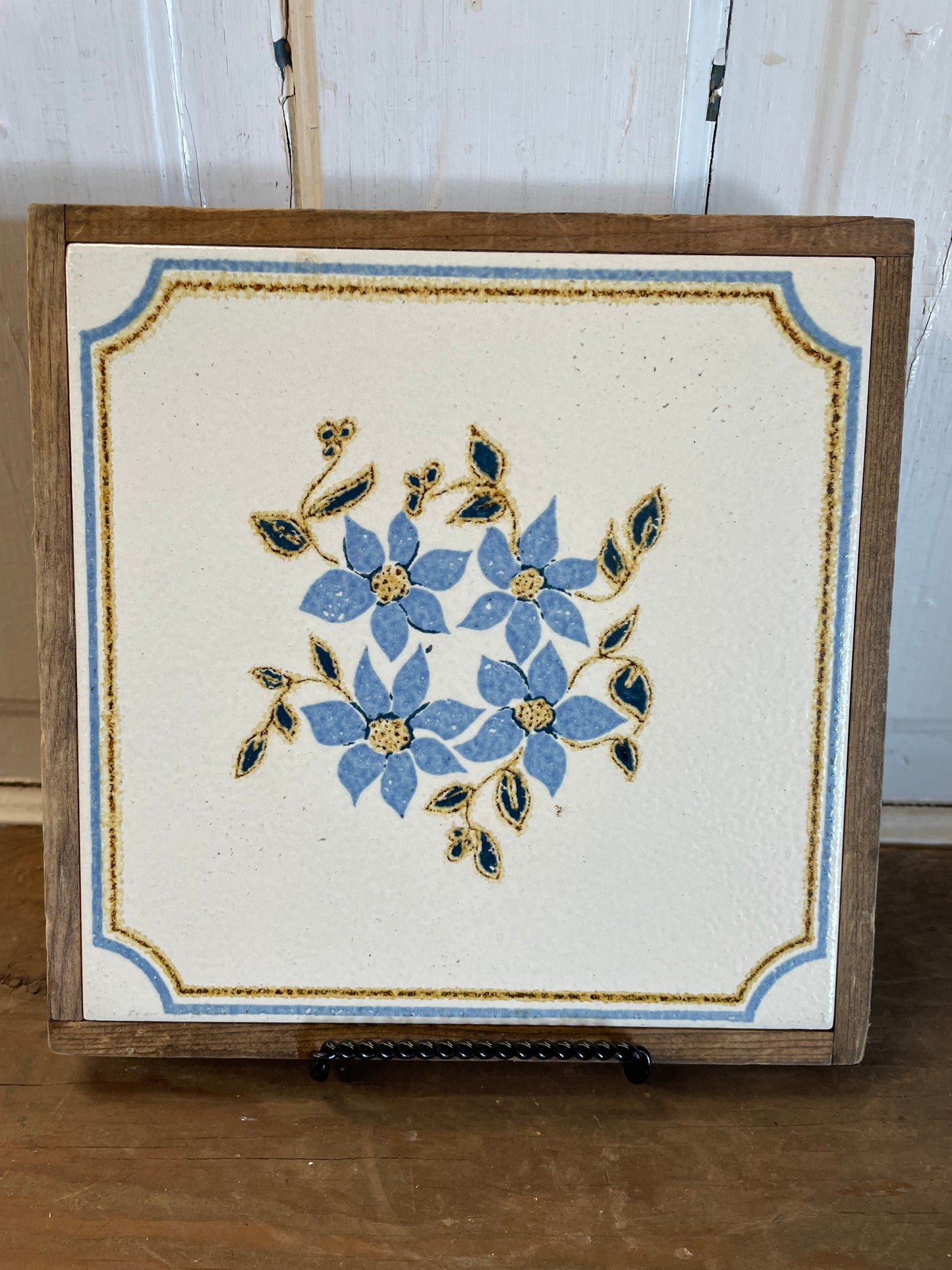 ITALIAN FLORAL TILE