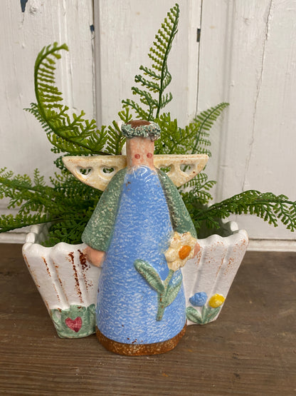 GARDEN ANGEL PLANTER