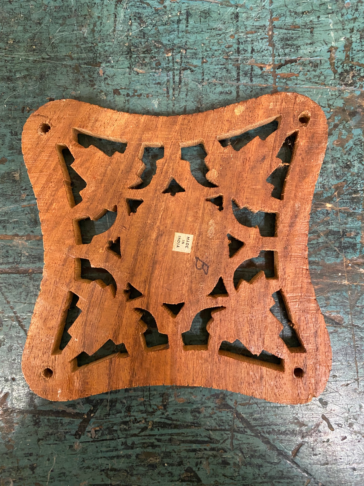 WOOD CARVED TRIVET