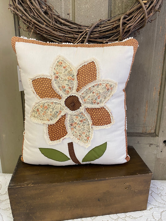 LACE SUNLOWER PILLOW