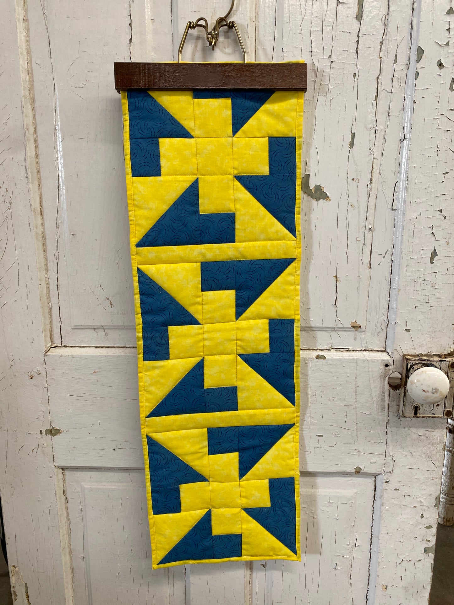 YELLOW & BLUE TABLE RUNNER