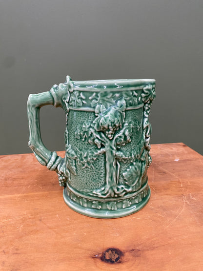 GREEN GRAPES PITCHER
