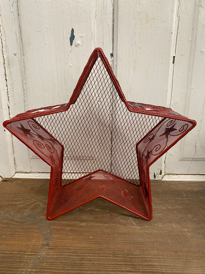 RED STAR BASKET