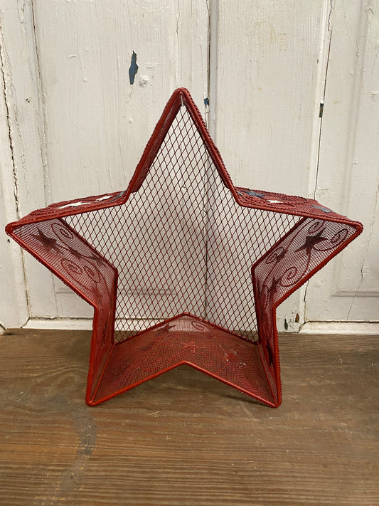 RED STAR BASKET