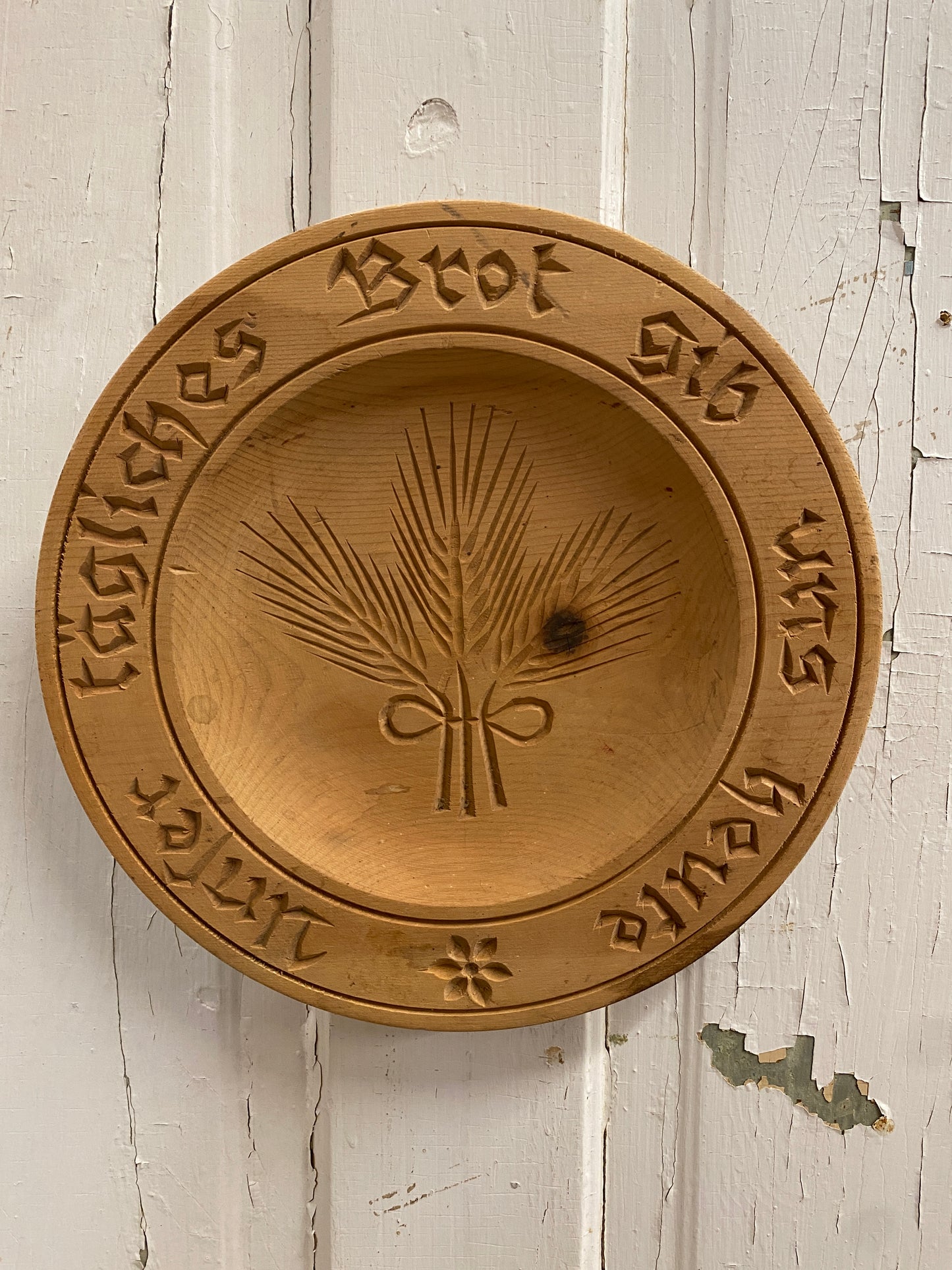 GERMAN WOOD BREAD PLATE