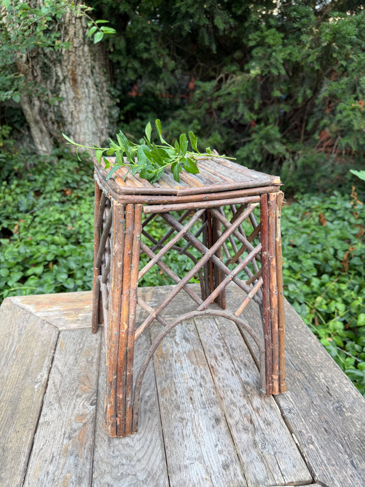 TWIG TABLE