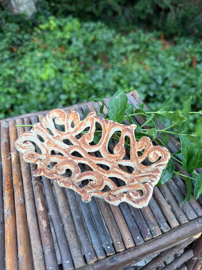 CAST-IRON SOAP DISH ￼
